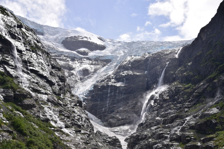 Hohe Berge und Gletscher
